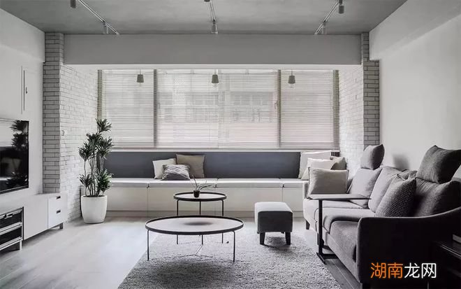 阳台消失后,我家客厅真的多出了10平米!