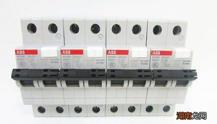 怎么分辨AC开还是关 如何分辨AC开还是关