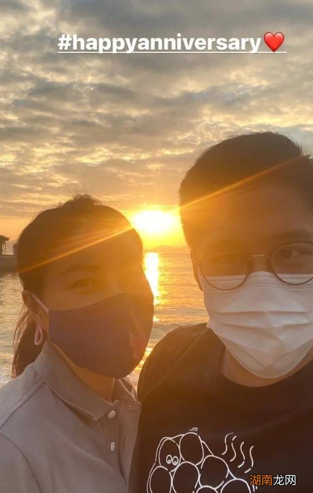 情感百科问答模板图片素材