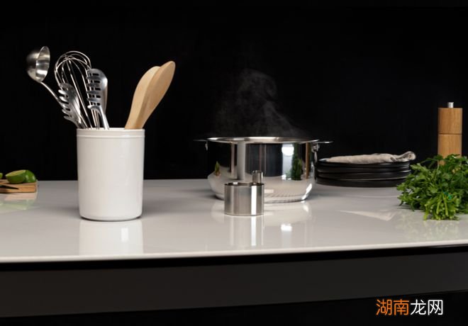 办公桌变这样,还要厨房干啥!