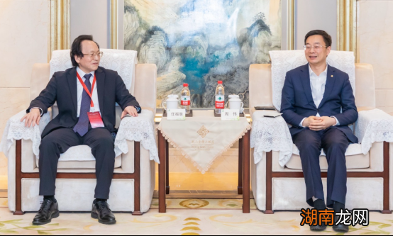 情感百科问答模板图片情感语录说说介绍自己