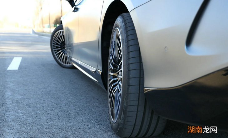 汽车主动轮是前轮还是后轮 汽车主动轮是哪个轮