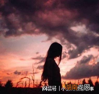 情绪情感英语手抄报情感语录扎心伤感失恋