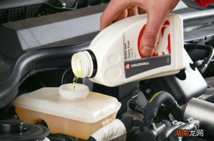 刹车油一般多久换一次 刹车油一般换多少升