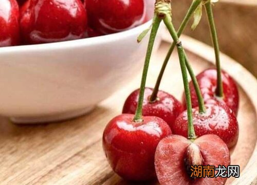 车厘子吃后余味有点苦正常吗