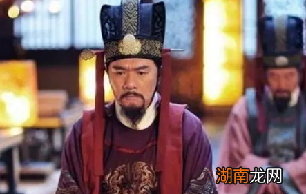 古代读书人的最终目的是做官，为何古人那么热衷于做官？