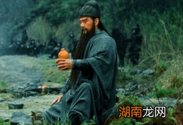 典韦没死的话,曹操还会如此看重关羽吗?