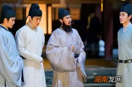 宋仁宗身为庶出为什么能继承皇位 执政期间又是什么样的