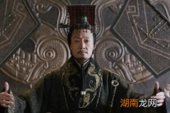 华阳夫人膝下无子，如何能稳坐太后之位呢？