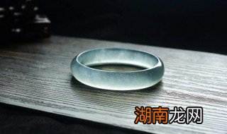 新买的翡翠要注意什么,新到手的翡翠要注意什么
