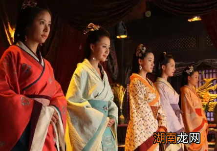 刘邦去世后留下八个儿子，吕雉是如何处置他们的？