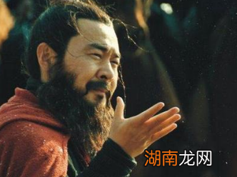 糜夫人和甘夫人被俘虏后，曹操为何会善待他们？