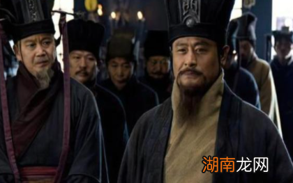 荀彧有哪些经历?为何他要效忠曹操呢?