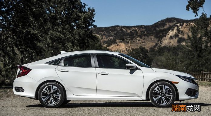 本田思域油耗高是什么原因