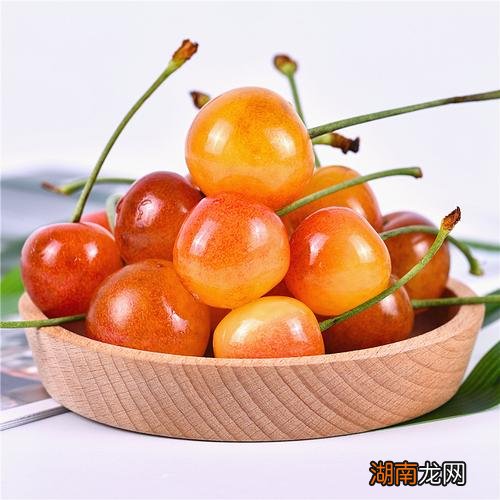 黄樱桃有几个品种名称 黄色的樱桃叫什么品种