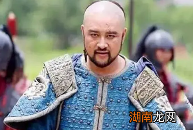 莽古尔泰作为努尔哈赤的嫡子,为何庶出的皇太极当了大汗?