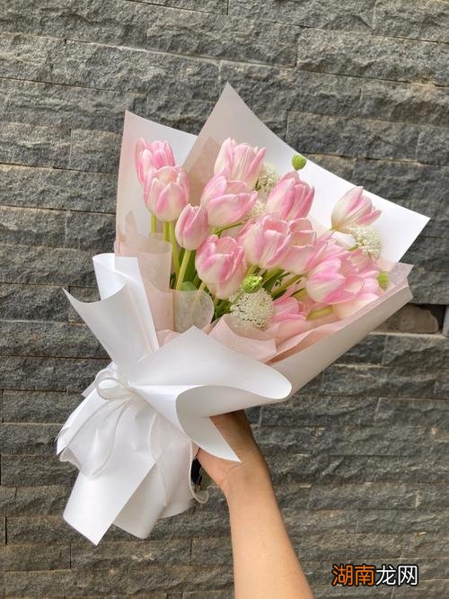 乔迁新居送什么鲜花合适