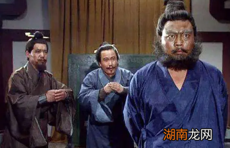 张飞是蜀汉大将,为什么会被部将轻易刺杀?