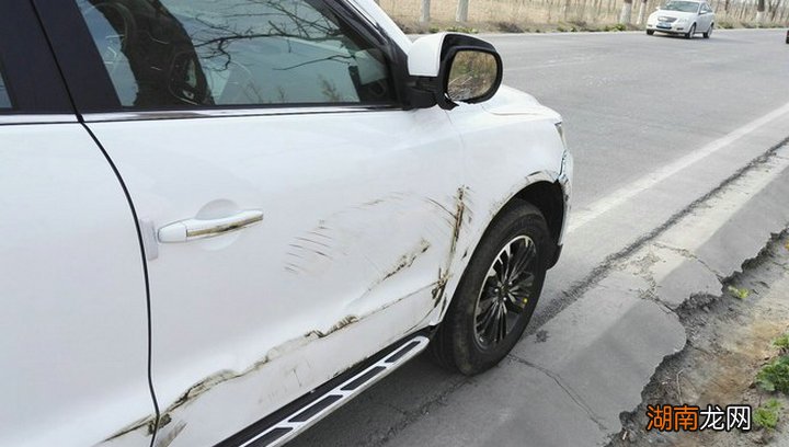 刮到别人车跑了算肇事逃逸吗