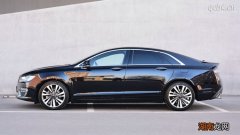 汽车防盗指示灯一直闪烁怎么回事