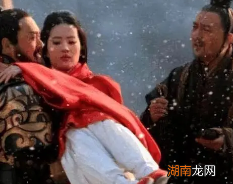 曹操作为枭雄身边什么女人没有 曹操为何偏好这一类人