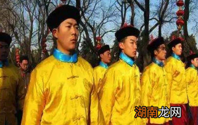 清朝黄马褂地位很高吗 黄马褂有什么特权存在
