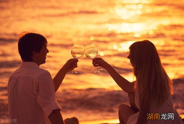 严重双向情感障碍的症状情感专家电话