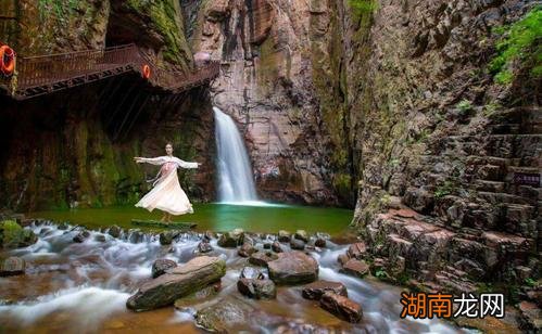 景区位于洛阳市新安县北部 龙潭大峡谷在哪里