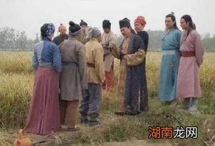 朱元璋称帝后，是如何对待亲属们的？