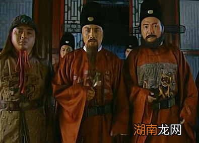 明朝皇帝久居深宫 清朝皇帝为何总喜欢往外跑