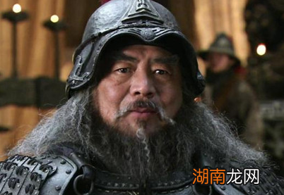 《三国演义》中的董卓性情残暴,真实情况如何?