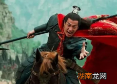 历史上的董卓是怎么死的？是吕布杀的吗？