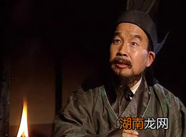 贾诩先后都投奔过哪几位主公呢?