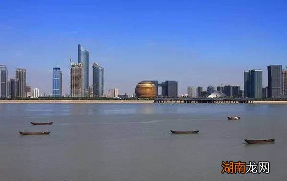 钱塘自古繁华中的钱塘是指今天的杭州