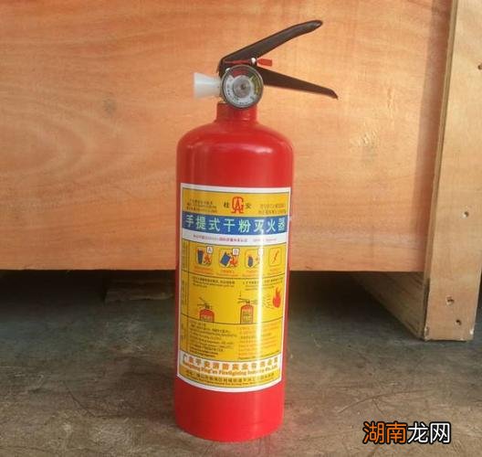 扑救可燃气体火灾应用什么灭火器