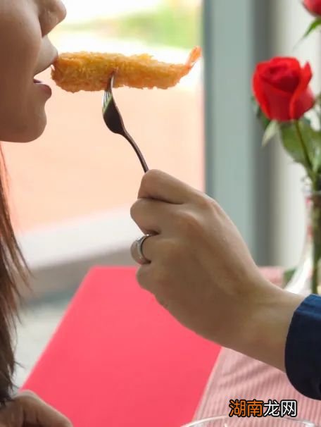 刀锋情感故事情感语录视频素材的标题