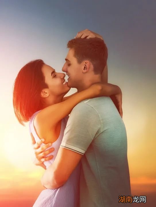 刀锋情感故事情感语录视频素材的标题