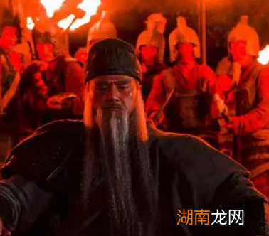 襄樊之战关羽有难，刘备和诸葛亮为何不派兵支援？