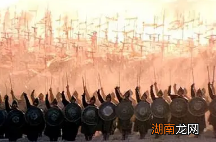 秦朝的覆灭与汉朝的建立，二者之间有何联系？