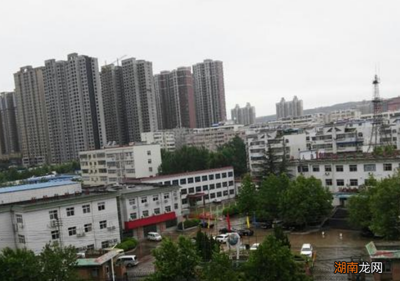 新密是河南省辖县级市,由郑州市代管 新密属于郑州吗