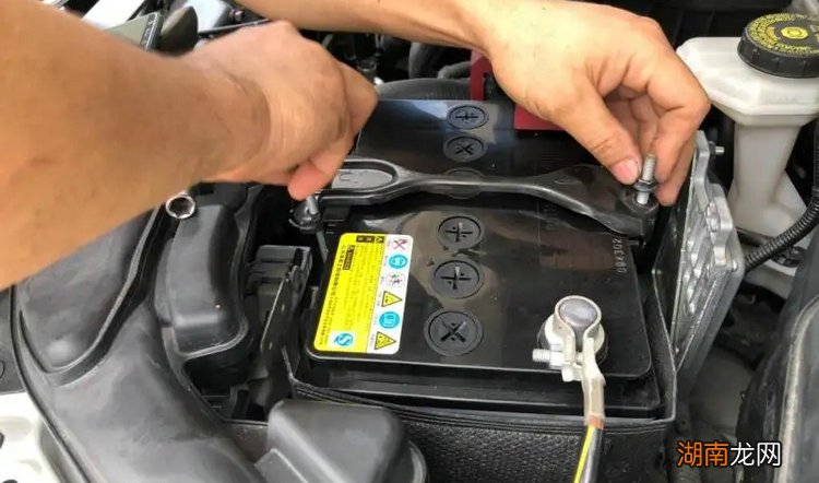 换过电瓶后汽车油耗多久正常