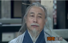 范增看出刘邦身上的天子气，为何不主动归顺刘邦？