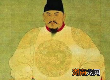 朱元璋明明那么多儿子，为何非要传位给孙子呢？