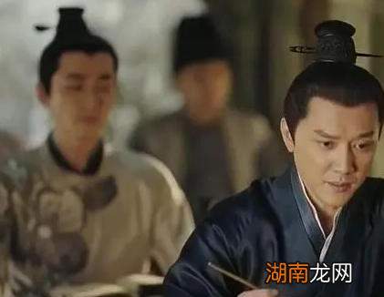 古代电视剧中经常出现举人和秀才 他们相当于现在什么学历