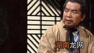 贾诩和贾充是一家人吗？他们之间是什么关系？