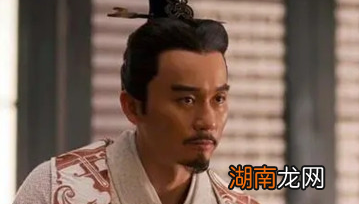 贾诩和贾充是一家人吗？他们之间是什么关系？