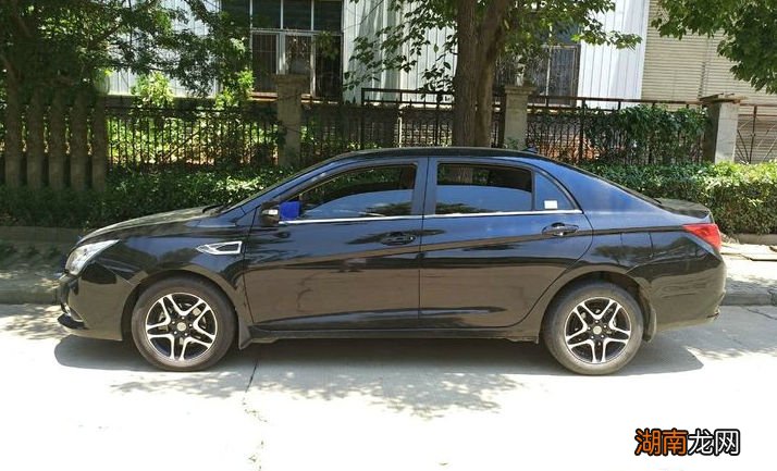 比亚迪G5变速箱是干式还是湿式