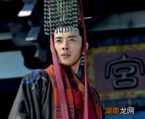 东汉末年群雄割据 曹操当初消灭了多少割据势力