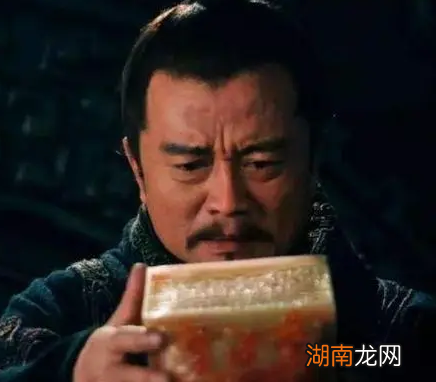 东汉末年群雄割据 曹操当初消灭了多少割据势力