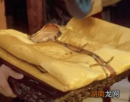古代黄马褂真的有什么特权吗 电视剧演的都是真的吗